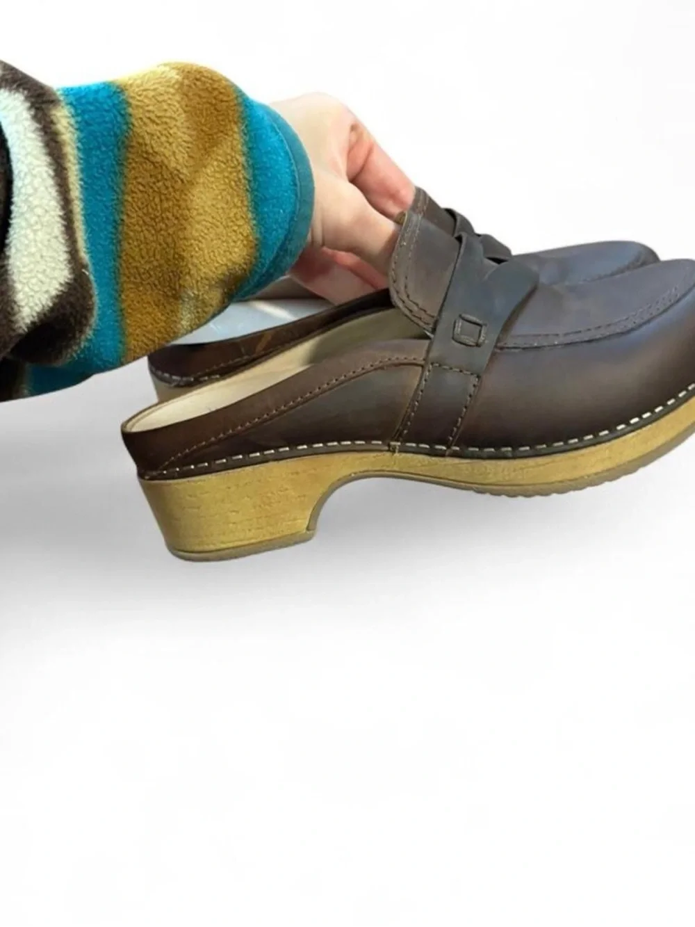 Brown leather Dansko clogs great condition‎ size 6 women’s
